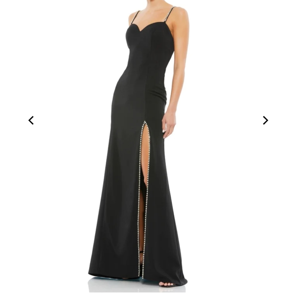 Mac Duggal Beaded Strap Sweetheart Neckline Gown Rhinestone accent Black size 14